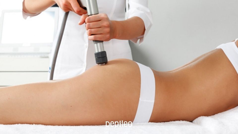 Reduce celulitis y elimina grasa localizada de forma no invasiva. Tratamiento de ondas de choque en abdomen para reducir celulitis y eliminar grasa localizada.